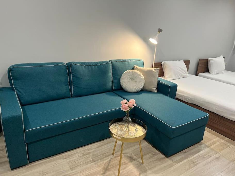 Apartment Nomadic Travelers *